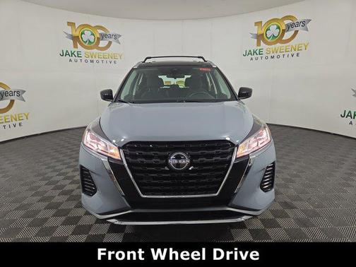 2022 Nissan Kicks SV