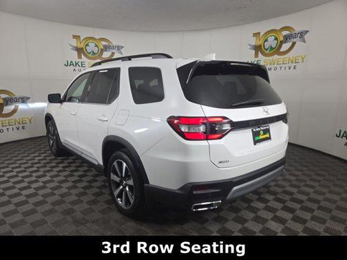 Platinum White Pearl 2025 Honda Pilot Touring 8-Passenger
