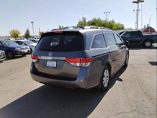 Lunar Silver Metallic 2016 Honda Odyssey EX