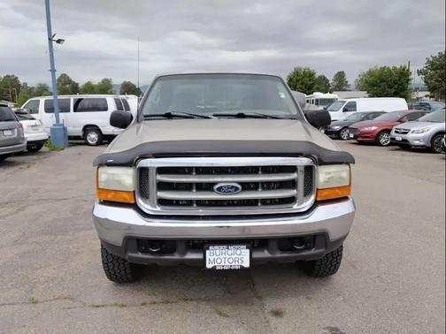 Harvest Gold Clearcoat Metallic 2000 Ford F-350 XLT Crew Cab Super Duty