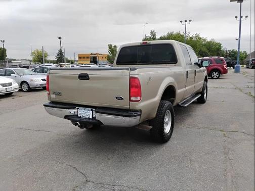 Harvest Gold Clearcoat Metallic 2000 Ford F-350 XLT Crew Cab Super Duty