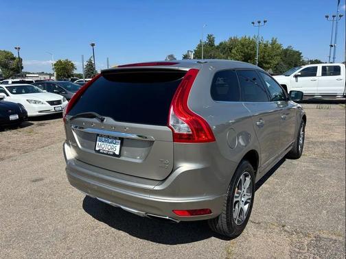 Seashell Metallic 2014 Volvo XC60 Base