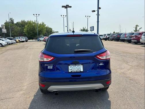 Blue 2015 Ford Escape SE
