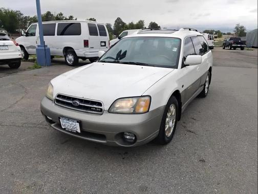 White 2001 Subaru Outback H6-3.0 L.L. Bean Edition