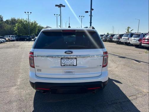 White Platinum Metallic Tri-Coat 2015 Ford Explorer XLT
