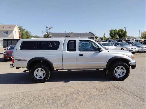 Silver 2003 Toyota Tacoma Xtracab