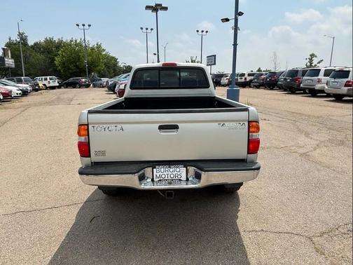 Silver 2003 Toyota Tacoma Xtracab