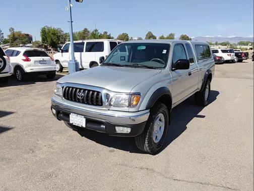Silver 2003 Toyota Tacoma Xtracab