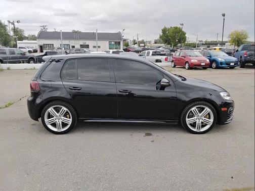 2012 Volkswagen Golf R 4-Door w/DCC & Navigation