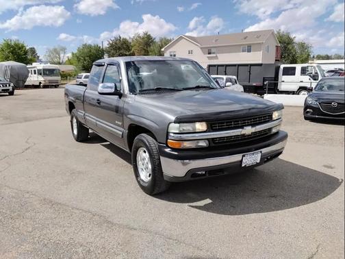 Gray 2000 Chevrolet Silverado 1500 LS Extended Cab