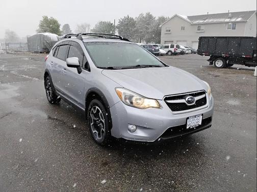 Silver 2014 Subaru XV Crosstrek 2.0i Limited