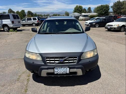 Silver Metallic 2006 Volvo XC70 2.5T