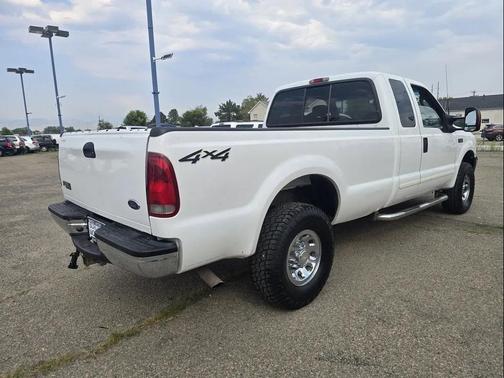 Oxford White Clearcoat 2003 Ford F-250 XL