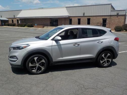 2016 Hyundai TUCSON Sport