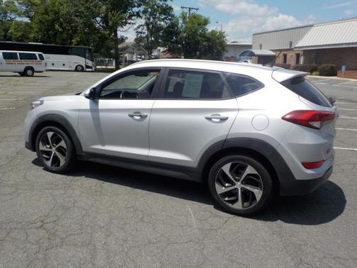 2016 Hyundai TUCSON Sport