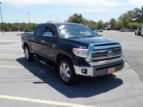 Midnight Black Metallic 2016 Toyota Tundra Platinum