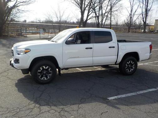 2020 Toyota Tacoma SR5
