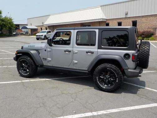 2020 Jeep Wrangler Unlimited Willys 4X4