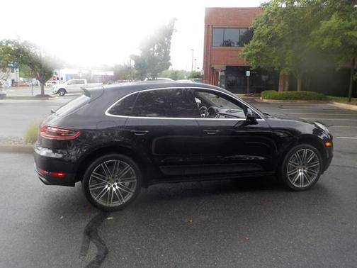 2015 Porsche Macan S
