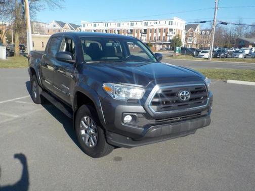 2017 Toyota Tacoma SR5