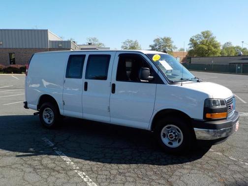 Summit White 2022 GMC Savana 2500 Work Van