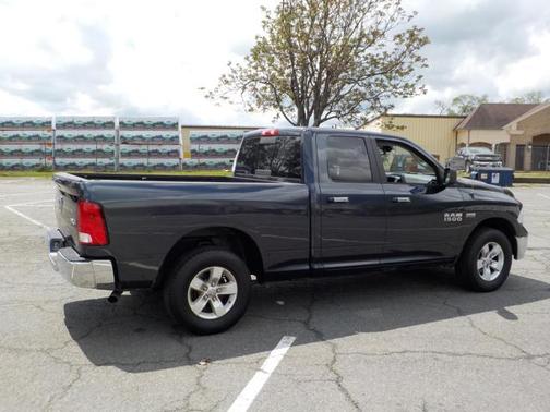 2016 RAM 1500 SLT