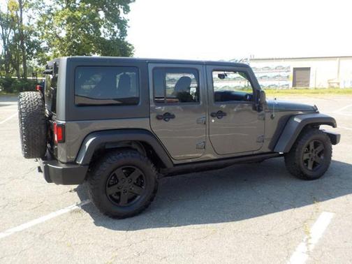 2017 Jeep Wrangler Unlimited Sport