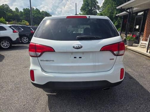 2014 Kia Sorento LX