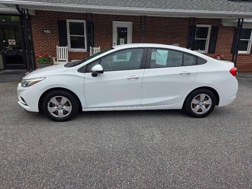 2017 Chevrolet Cruze LS