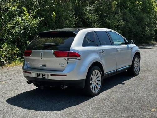 2013 Lincoln MKX Base