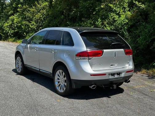 2013 Lincoln MKX Base
