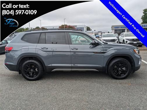 2024 Volkswagen Atlas 2.0T Peak Edition SEL