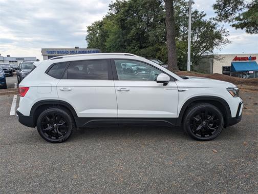 2022 Volkswagen Taos 1.5T SE
