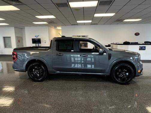 2025 Ford Maverick Lobo High