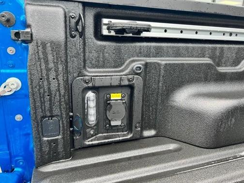 2025 Ford Maverick Lobo High