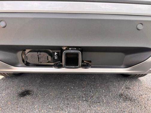 Space White Metallic 2026 Ford Explorer Active