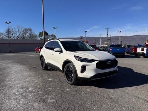 2026 Ford Escape Platinum