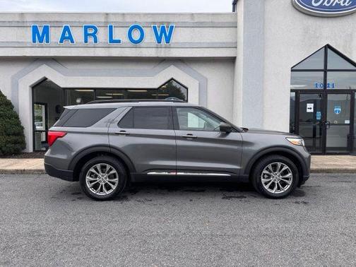 Gray Metallic 2023 Ford Explorer XLT