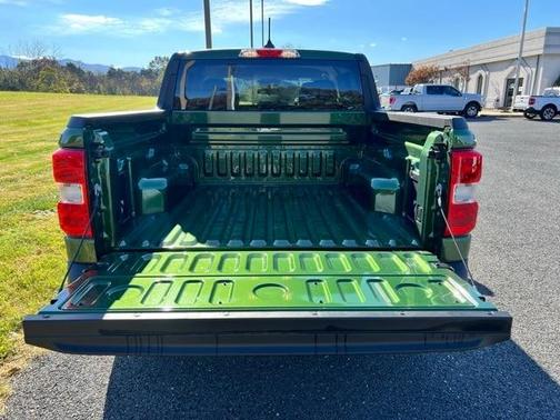 2025 Ford Maverick XL