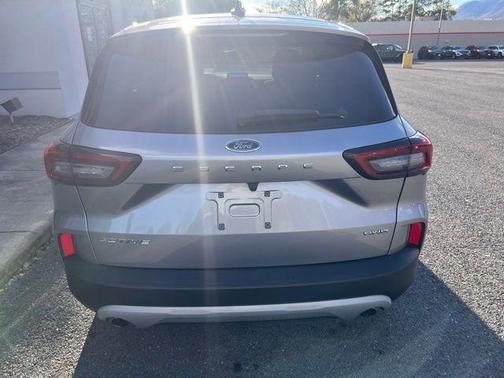 Iconic Silver Metallic 2024 Ford Escape Active