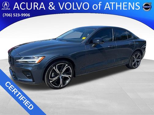 2024 Volvo S60 B5 Plus Dark Theme