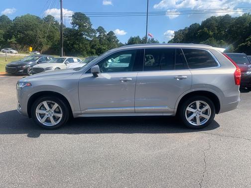 2024 Volvo XC90 B5 Core