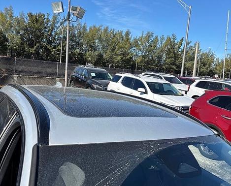 2023 Volvo XC60 B5 Ultimate Dark Theme