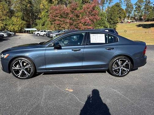 2025 Volvo S60 Core