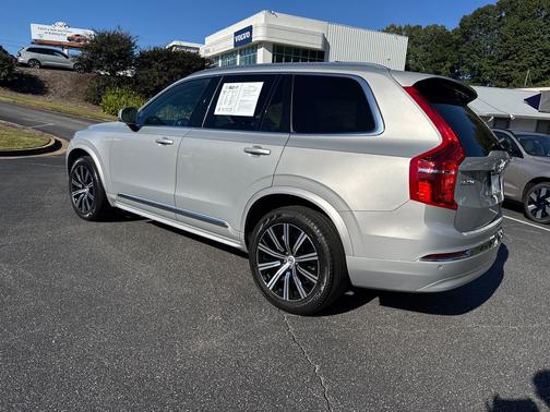 2024 Volvo XC90 B5 Core