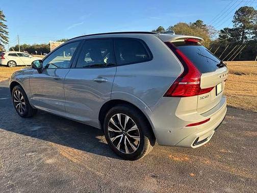 2024 Volvo XC60 Plus