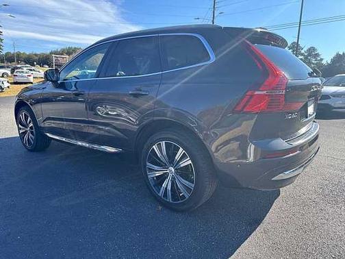 2023 Volvo XC60 Plus