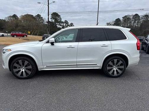 2024 Volvo XC90 Plus