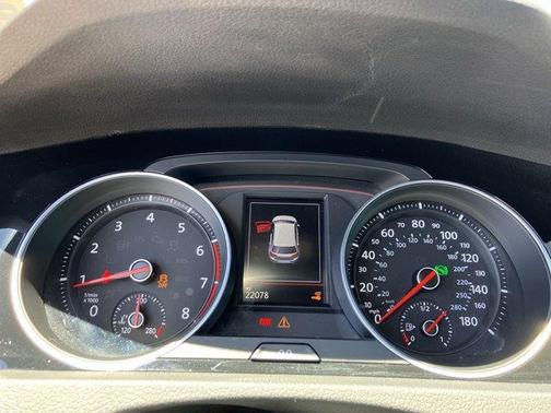 2021 Volkswagen Golf GTI 2.0T SE