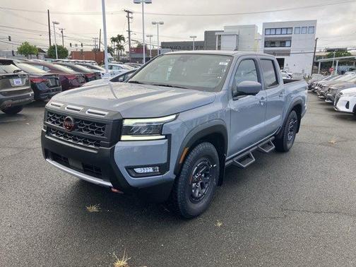2025 Nissan Frontier PRO-X